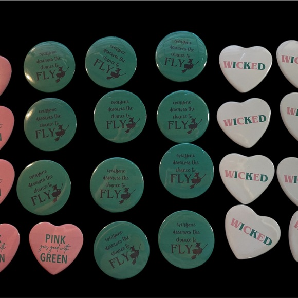Wicked Themed Button and Heart Set - Picture 1 of 5